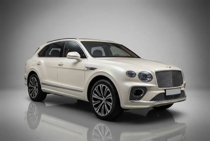 Bentley Bentayga I Рестайлинг, 2023 внедорожник 5 дв. люкс класса в Дубае от Rotana Star Rent a Car белый цвет | AUTO.AE | Объявление #1174