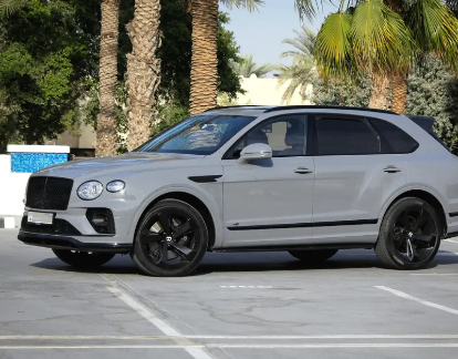 Bentley Bentayga I Рестайлинг, 2023 внедорожник 5 дв. люкс класса в Дубае от Left lane rent a car llc серый цвет | AUTO.AE | Объявление #1458