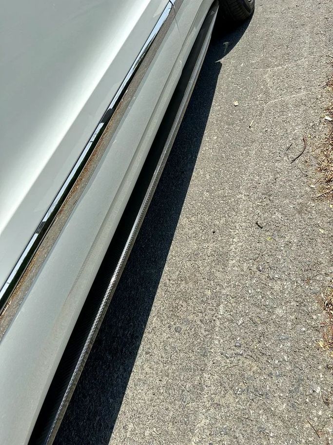 Used Bentley Bentayga I, 6.0 l, 2017 in Dubai by Formula Motors, White color. GCC Specs | AUTO.AE