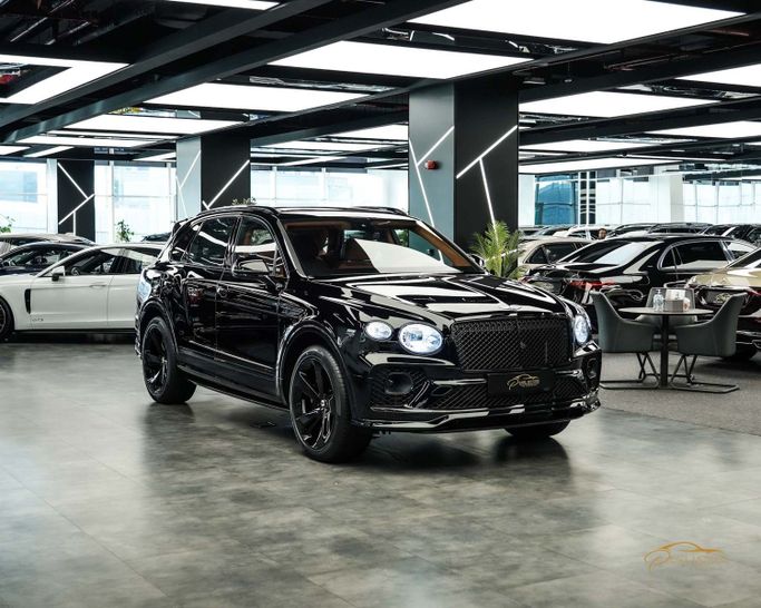 Новый Bentley Bentayga I Рестайлинг, 4.0 л, 2023 в Дубае от Pearl Motors Черный цвет. Европейская | AUTO.AE