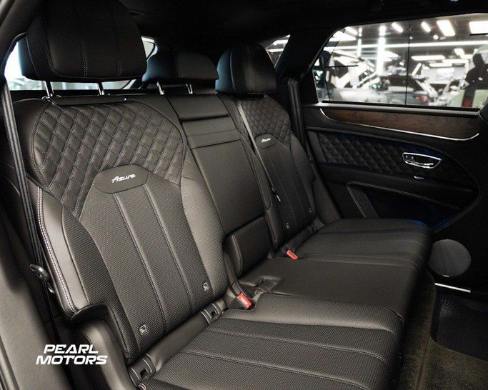 Новый Bentley Bentayga I Рестайлинг, 4.0 л, 2023 в Дубае от Pearl Motors Черный цвет. Европейская | AUTO.AE