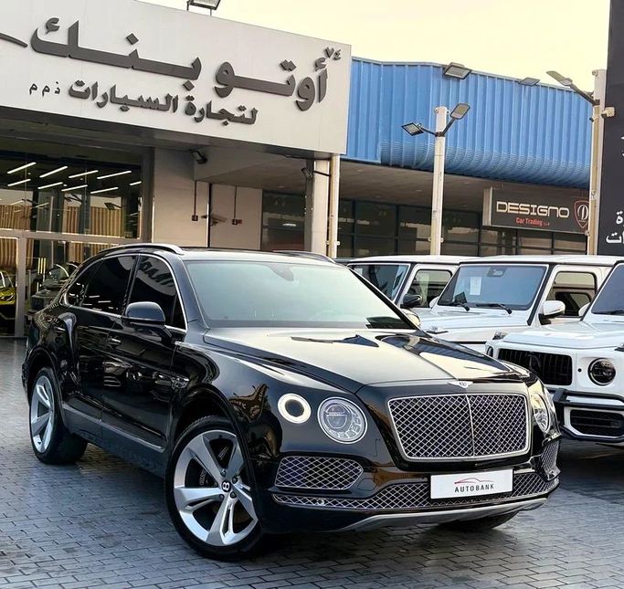 Used Bentley Bentayga I, 4.0 l, 2019 in Dubai by Auto Bank Motors, Black color. GCC Specs | AUTO.AE