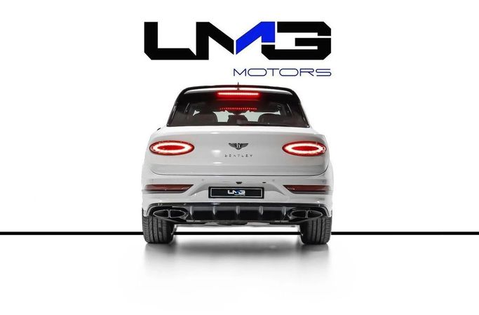 New Bentley Bentayga I Facelift, 4.0 l, 2023 in Dubai by LMG Motors, White color. GCC Specs | AUTO.AE