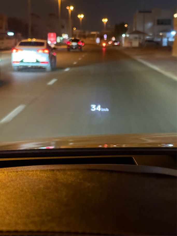 مستعملة Bentley Bentayga Speed I, 6.0 l, 2017 في في دبي، اللون أبيض. مواصفات الخليج | AUTO.AE