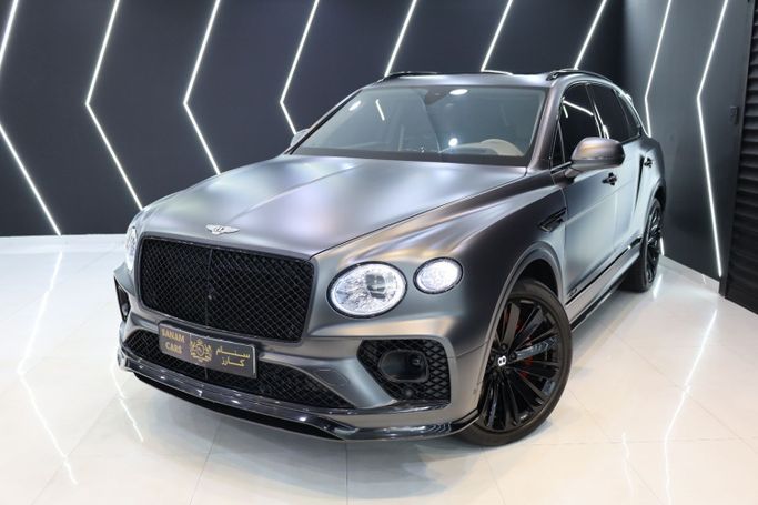 Used Bentley Bentayga Speed I Facelift, 6.0 l, 2022 in Dubai by Sanam Cars, Grey color. GCC Specs | AUTO.AE