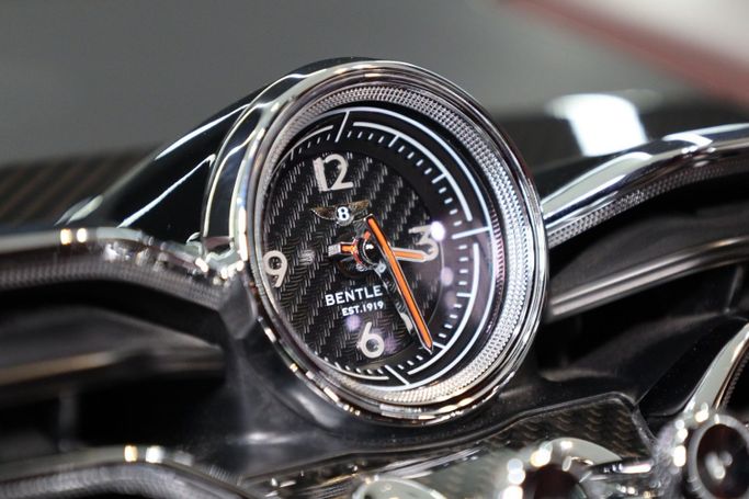 Used Bentley Bentayga I Facelift, 4.0 l, 2021 in Dubai by Sanam Cars, Black color. GCC Specs | AUTO.AE