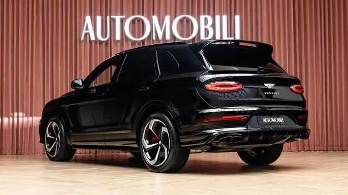 Подержанный Bentley Bentayga Speed I Рестайлинг, 6.0 л, 2022 в Дубае от Automobili Motors Черный цвет. Европейская | AUTO.AE