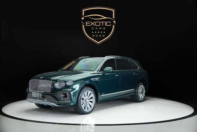 Used Bentley Bentayga Azure I Facelift, 4 l, 2023 in Dubai by Exotic Cars, Green color. GCC Specs | AUTO.AE
