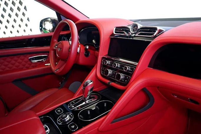 Used Bentley Bentayga Speed I Facelift, 6.0 l, 2022 in Dubai by Exotic Cars, Black color. GCC Specs | AUTO.AE