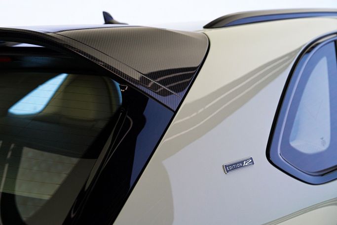 مستعملة Bentley Bentayga Speed أنا شد الوجه, 6.0 l, 2023 في في دبي من Exotic Cars، اللون أبيض. مواصفات الخليج | AUTO.AE