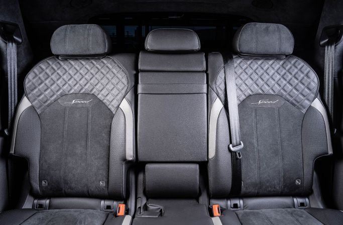 Подержанный Bentley Bentayga Speed I Рестайлинг, 6.0 л, 2022 в Дубае от The Car Superstore Синий цвет. Японская | AUTO.AE