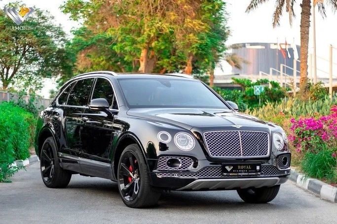 Used Bentley Bentayga I, 4.0 l, 2020 in Dubai by Royal Diamond Motors, Black color. GCC Specs | AUTO.AE