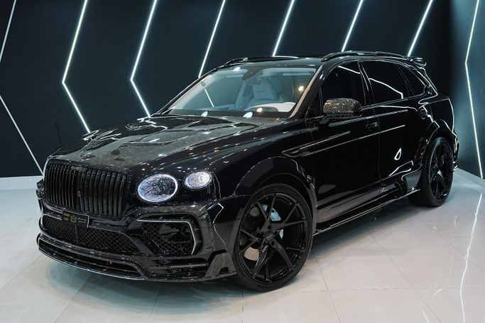 مستعملة ⁦Bentley Bentayga أنا فيس ليفت، 4.0 l، 2023⁩ في في الإمارات, دبي من Sanam Cars، اللون أسود. المواصفات الأوروبية | AUTO.AE | إعلان #287192