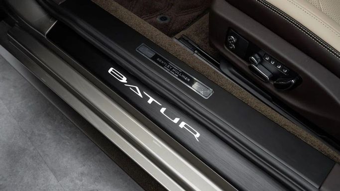 Подержанный Bentley Continental GT Batur III, 6 л, 2023 в Дубае от Al Ain Class Motors Серый цвет. Европейская | AUTO.AE