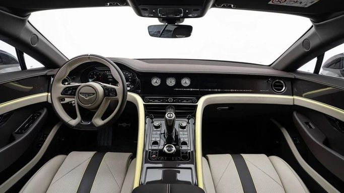 Подержанный Bentley Continental GT Batur III, 6 л, 2023 в Дубае от Al Ain Class Motors Серый цвет. Европейская | AUTO.AE