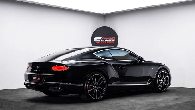 Used Bentley Continental GT III, 6.0 l, 2019 in Dubai by Al Ain Class Motors, Black color. European Specs | AUTO.AE