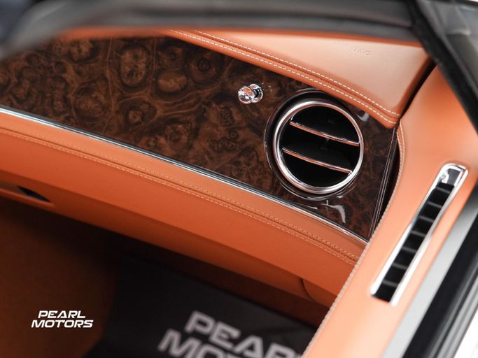 Новый Bentley Continental GT III, 4.0 л, 2023 в Дубае от Pearl Motors Зеленый цвет. Европейская | AUTO.AE