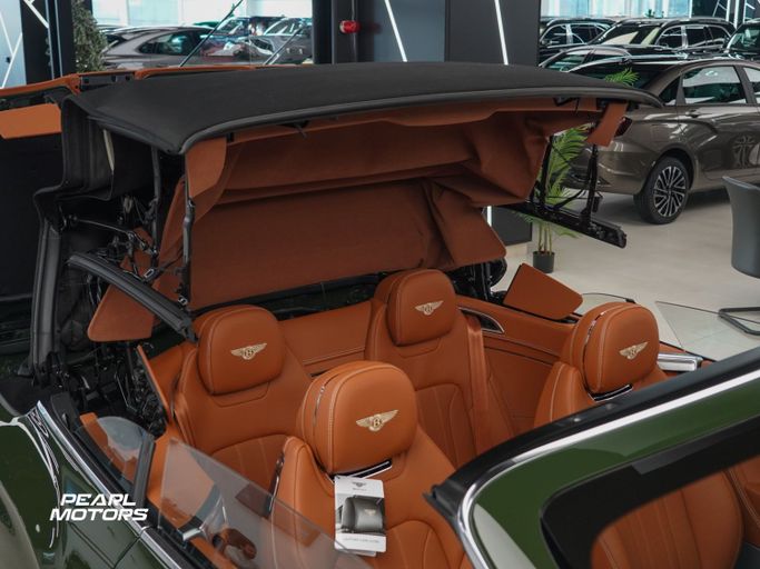 Новый Bentley Continental GT III, 4.0 л, 2023 в Дубае от Pearl Motors Зеленый цвет. Европейская | AUTO.AE