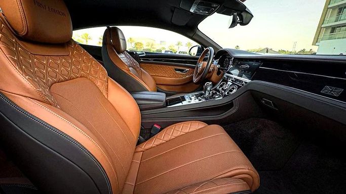 Подержанный Bentley Continental GT III, 6.0 л, 2020 в Дубае от MBA Motors Черный цвет. Европейская | AUTO.AE