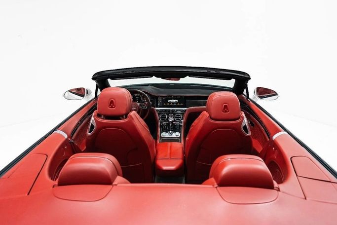 Подержанный Bentley Continental GT III, 6.0 л, 2019 в Дубае от LMG Motors Белый цвет.  | AUTO.AE