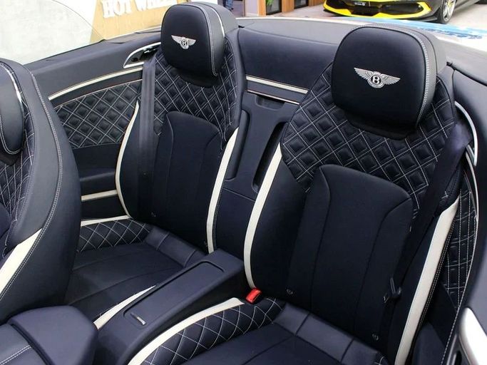 Подержанный Bentley Continental GT Speed III, 6.0 л, 2022 в Дубае от Hot Wheel Used Motors Голубой цвет. Other | AUTO.AE