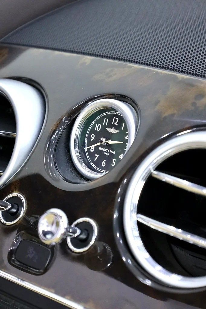 Подержанный Bentley Continental GT Speed II, 6.0 л, 2014 в Дубае от Al Faris Motors Бежевый цвет. Европейская | AUTO.AE