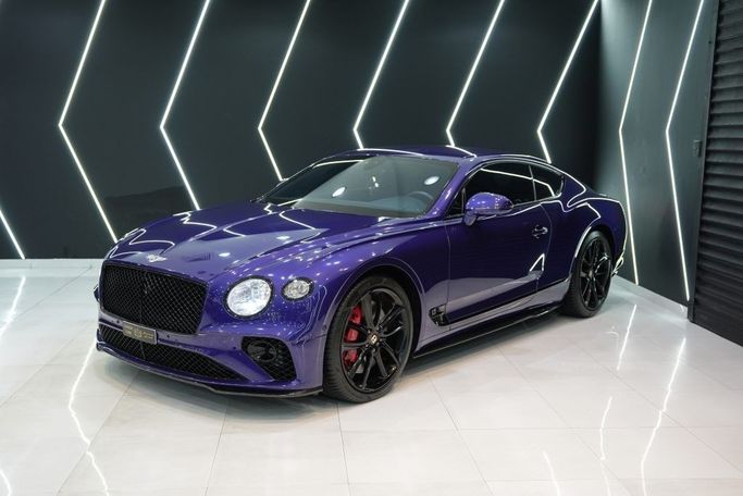Подержанный Bentley Continental GT III, 6.0 л, 2020 в Дубае от Sanam Cars Синий цвет. GCC | AUTO.AE