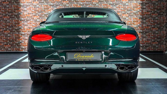 New Bentley Continental GT III, 4.0 l, 2023 in Dubai by Dourado Luxury Car, Green color. European Specs | AUTO.AE