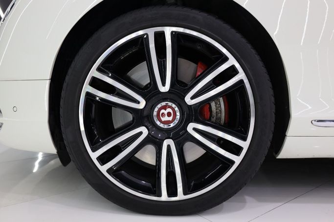 Used Bentley Continental GT II Facelift, 4.0 l, 2016 in Dubai by Sanam Cars, White color. GCC Specs | AUTO.AE