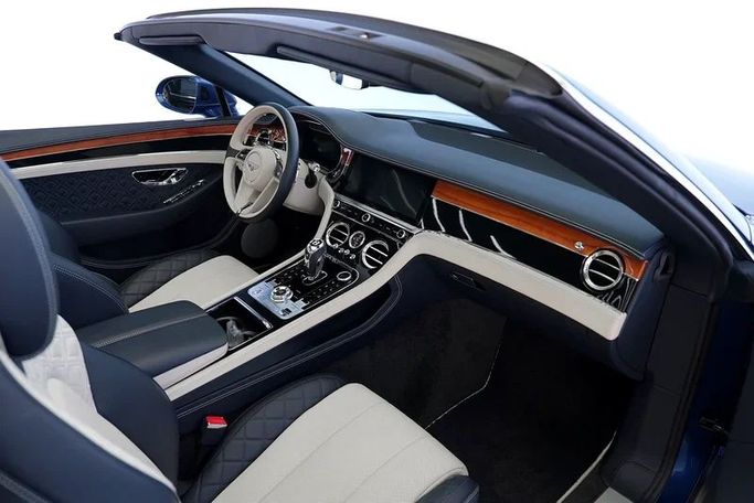 Used Bentley Continental GT III, 6.0 l, 2020 in Dubai by Exotic Cars, Blue color. Other | AUTO.AE