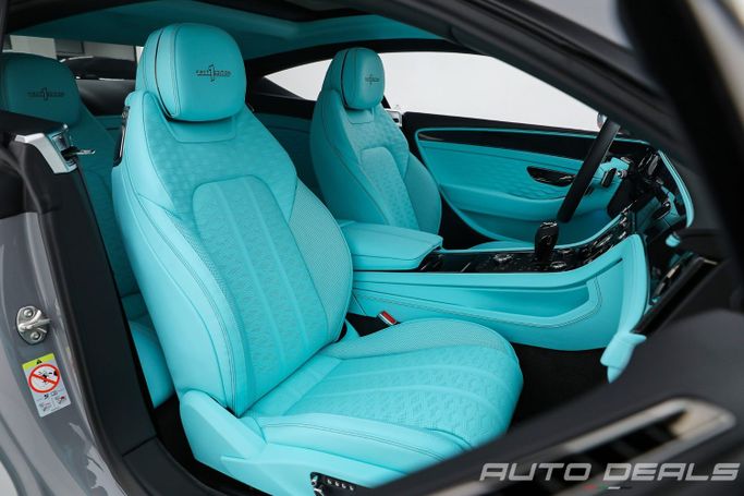 Подержанный Bentley Continental GT Speed IV, 4.0 л, 2025 в Дубае от AUTO DEALS Серый цвет. Европейская | AUTO.AE