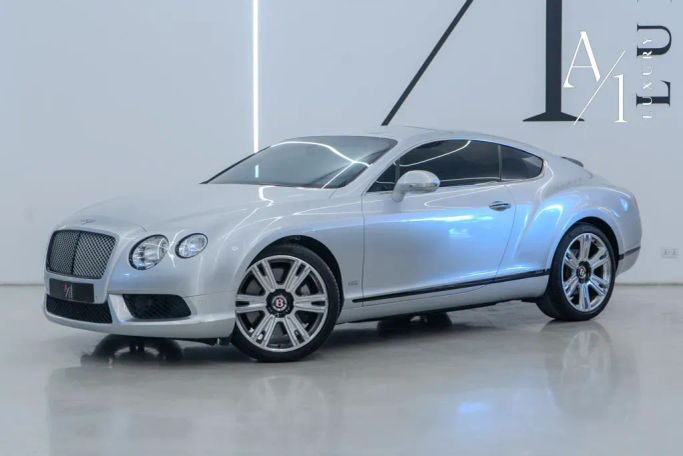Подержанный Bentley Continental GT II, 4.0 л, 2015 в Дубае от A1 Luxury Motors Серебристый цвет. GCC | AUTO.AE | Объявление #255840