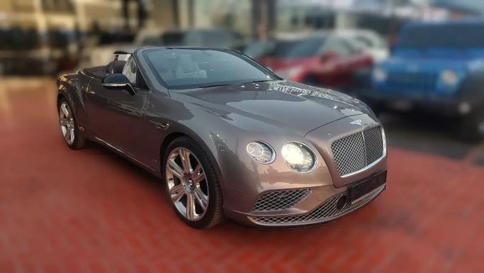 Подержанный Bentley Continental GT S II Рестайлинг, 4.0 л, 2016 в Дубае от 555 Motors Серебристый цвет. Японская | AUTO.AE | Объявление #265059