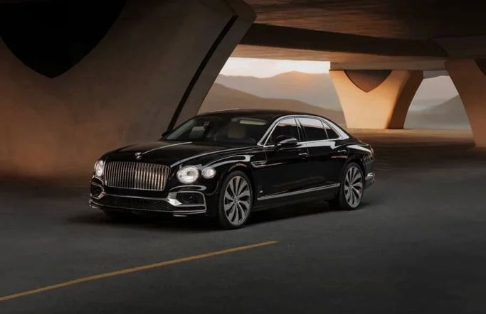 Bentley Flying Spur III, 2026 седан бизнес класса в Дубае от DELTA RENTALS черный цвет | AUTO.AE | Объявление #805
