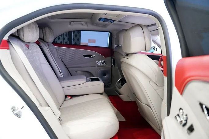 Used Bentley Flying Spur III, 4.0 l, 2022 in Dubai by Exotic Cars, White color. GCC Specs | AUTO.AE