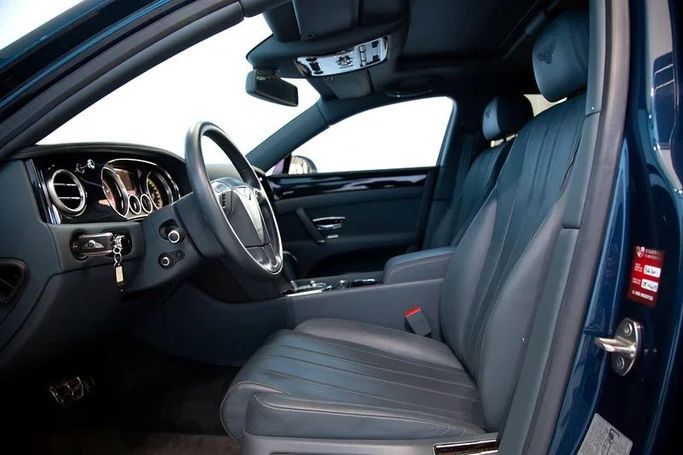 Used Bentley Flying Spur II, 4.0 l, 2016 in Dubai by Exotic Cars, Blue color. GCC Specs | AUTO.AE