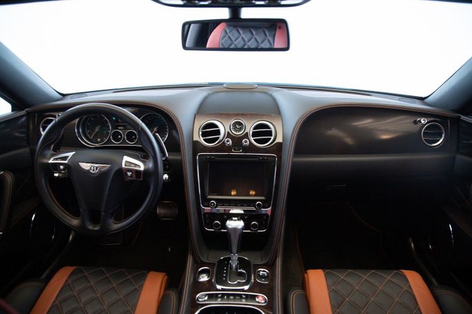 Used Bentley Flying Spur II, 6.0 l, 2017 in Dubai by Exotic Cars, Black color. Other | AUTO.AE