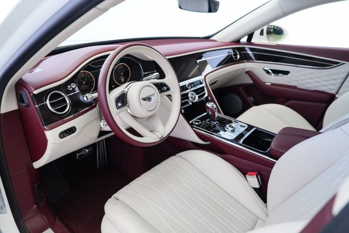 Used Bentley Flying Spur III, 6.0 l, 2021 in Dubai by Exotic Cars, White color. Other | AUTO.AE