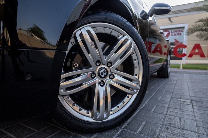 Used Bentley Mulsanne II, 6.8 l, 2016 in Dubai by Linda Cars, Black color. GCC Specs | AUTO.AE