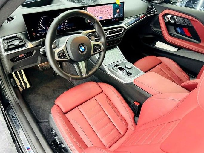 Подержанный BMW 2 Series M240i G42 Рестайлинг, 3.0 л, 2024 в Дубае от Zeus Motors Черный цвет. GCC | AUTO.AE