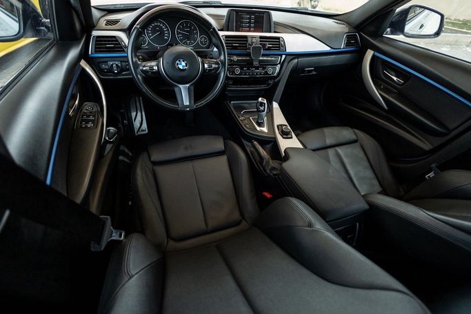 Used BMW 3 Series 318i VI (F3x) Facelift, 1.5 l, 2018 in Dubai by Linda Cars, Silver color. GCC Specs | AUTO.AE