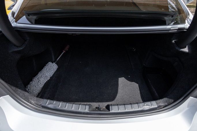 Used BMW 3 Series 318i VI (F3x) Facelift, 1.5 l, 2018 in Dubai by Linda Cars, Silver color. GCC Specs | AUTO.AE