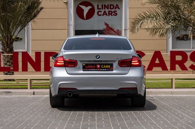Used BMW 3 Series 318i VI (F3x) Facelift, 1.5 l, 2018 in Dubai by Linda Cars, Silver color. GCC Specs | AUTO.AE