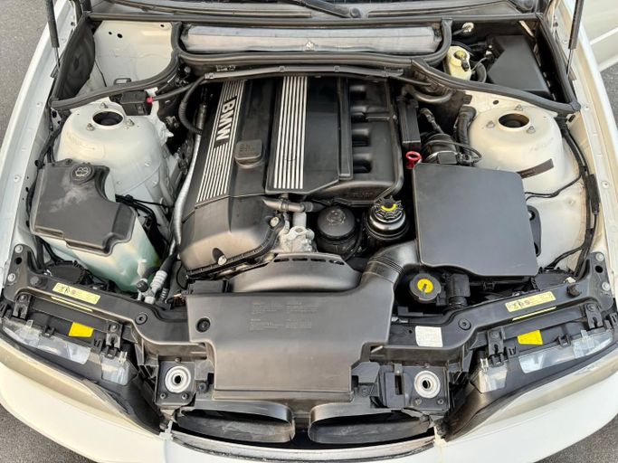 Подержанный BMW 3 Series 330i IV (E46) Рестайлинг, 3.0 л, 2006 в Дубае от Saeed Auto Белый цвет. Японская | AUTO.AE