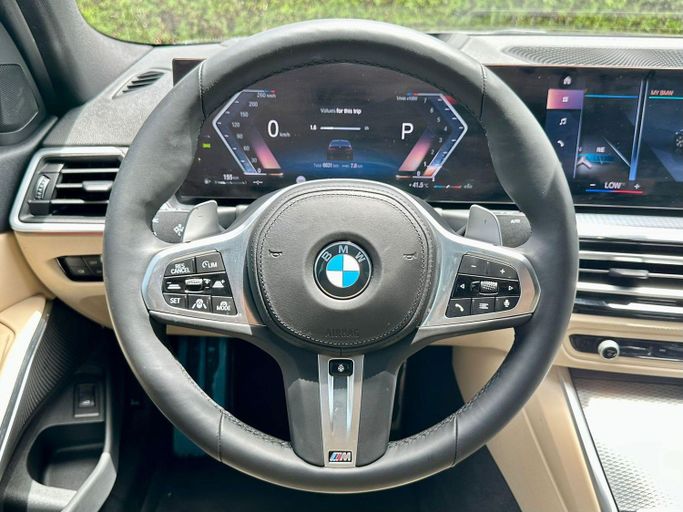 Подержанный BMW 3 Series 320i VII (G2x) Рестайлинг, 2.0 л, 2023 в Дубае от Express Motors Черный цвет. Корейская | AUTO.AE