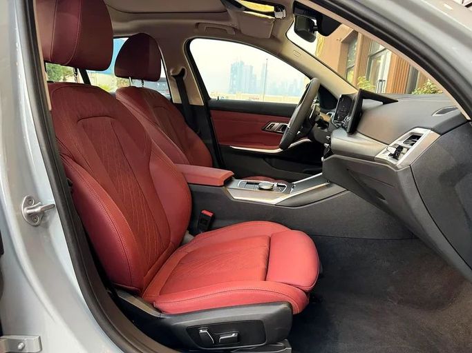 Новый BMW 3 Series 325i VII (G2x) Рестайлинг 2, 2.0 л, 2025 в Дубае от 8 Ba Motors Серебристый цвет. Other | AUTO.AE