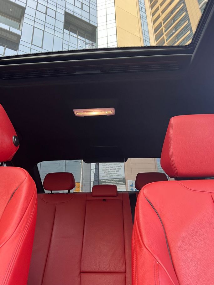 Used BMW 3 Series 320i xDrive VI (F3x) Facelift, 2.0 l, 2018 in Dubai, Grey color. GCC Specs | AUTO.AE