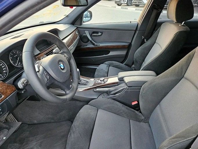 Used BMW 3 Series 325i V (E90/E91/E92/E93), 2.5 l, 2009 in Dubai by Irfan Motors, Blue color. Japanese Specs | AUTO.AE