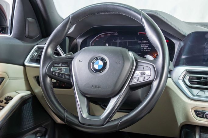 Подержанный BMW 3 Series 330i xDrive VI (F3x) Рестайлинг, 2.0 л, 2019 в Дубае от The Car Superstore Оранжевый цвет. GCC | AUTO.AE