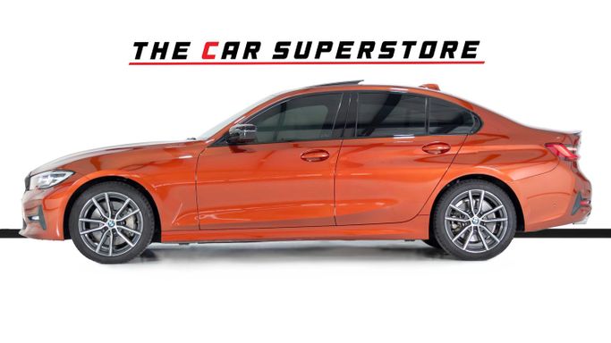 Подержанный BMW 3 Series 330i xDrive VI (F3x) Рестайлинг, 2.0 л, 2019 в Дубае от The Car Superstore Оранжевый цвет. GCC | AUTO.AE